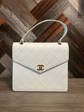 Vintage Chanel Kelly Flap Bag